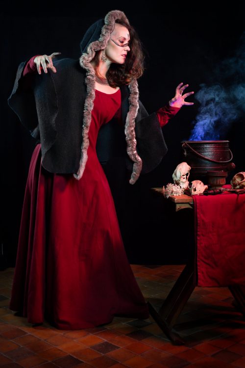 location costume sorcière médievale