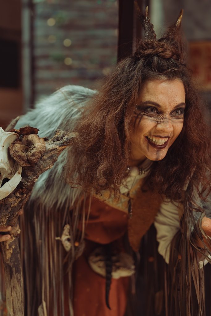 Portrait de Baba Yaga au défilé