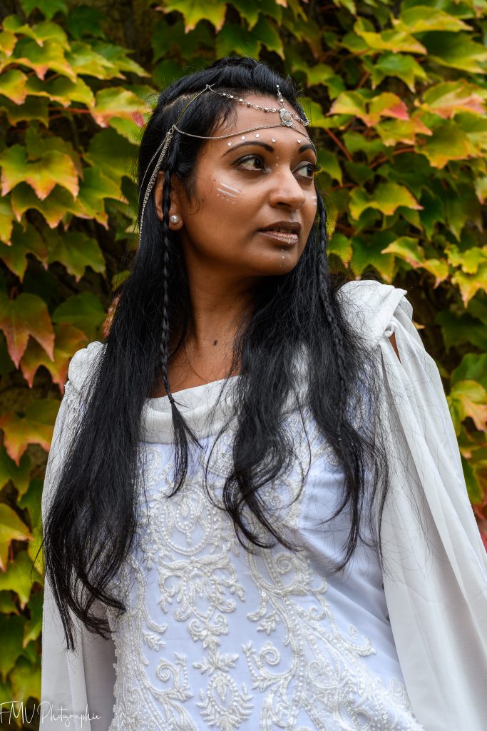 Portrait de l'Elfe au défilé